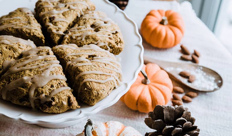 Healthy Halloween Carrot Muffins with Pumpkins