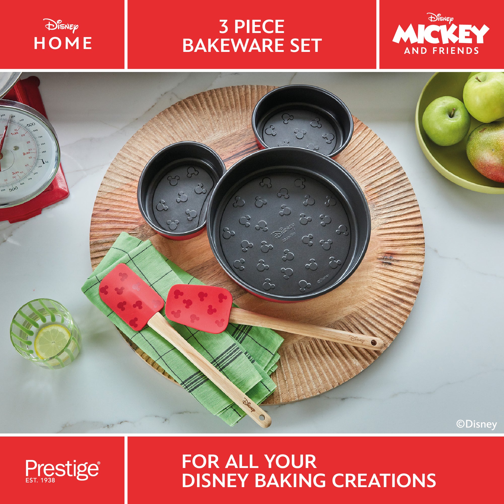 Disney Bake with Mickey: Cake Bakeware Set