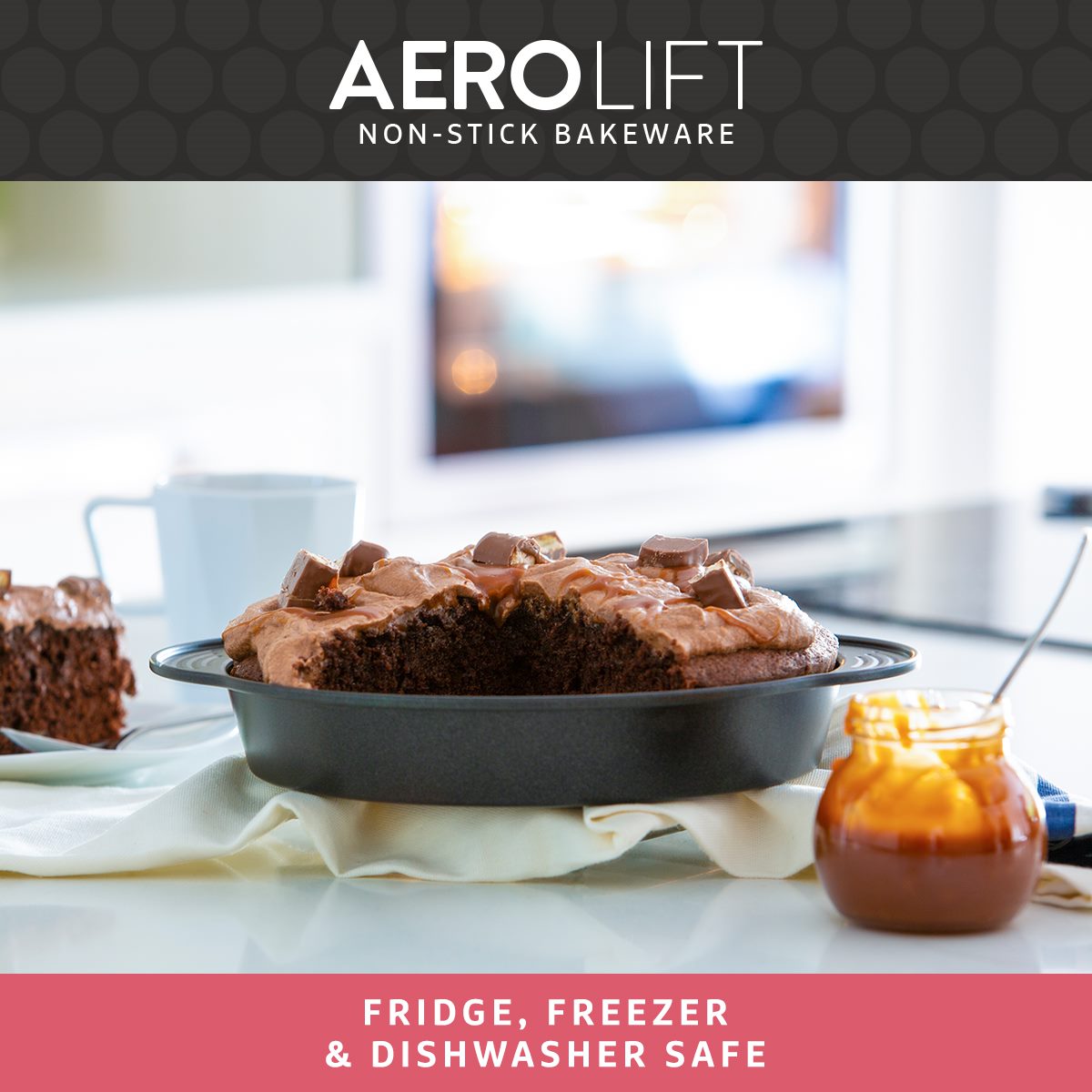 Aerolift 9" Round Cake Tin